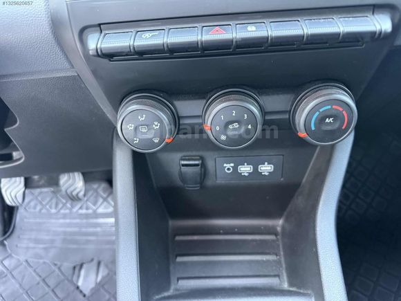 ERCAN OTOMOTİVDEN İLK EL 1.0 SCE CLIO HATASIZ 92.000 KM