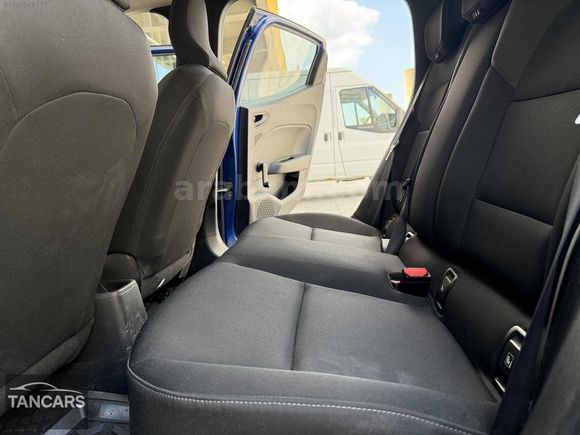 TAN CAR'S DAN 2023 CLIO 68.000 KM DEĞİŞENSİZ