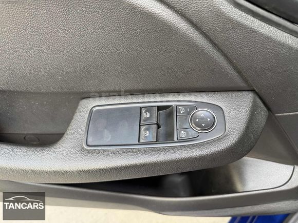 TAN CAR'S DAN 2023 CLIO 68.000 KM DEĞİŞENSİZ