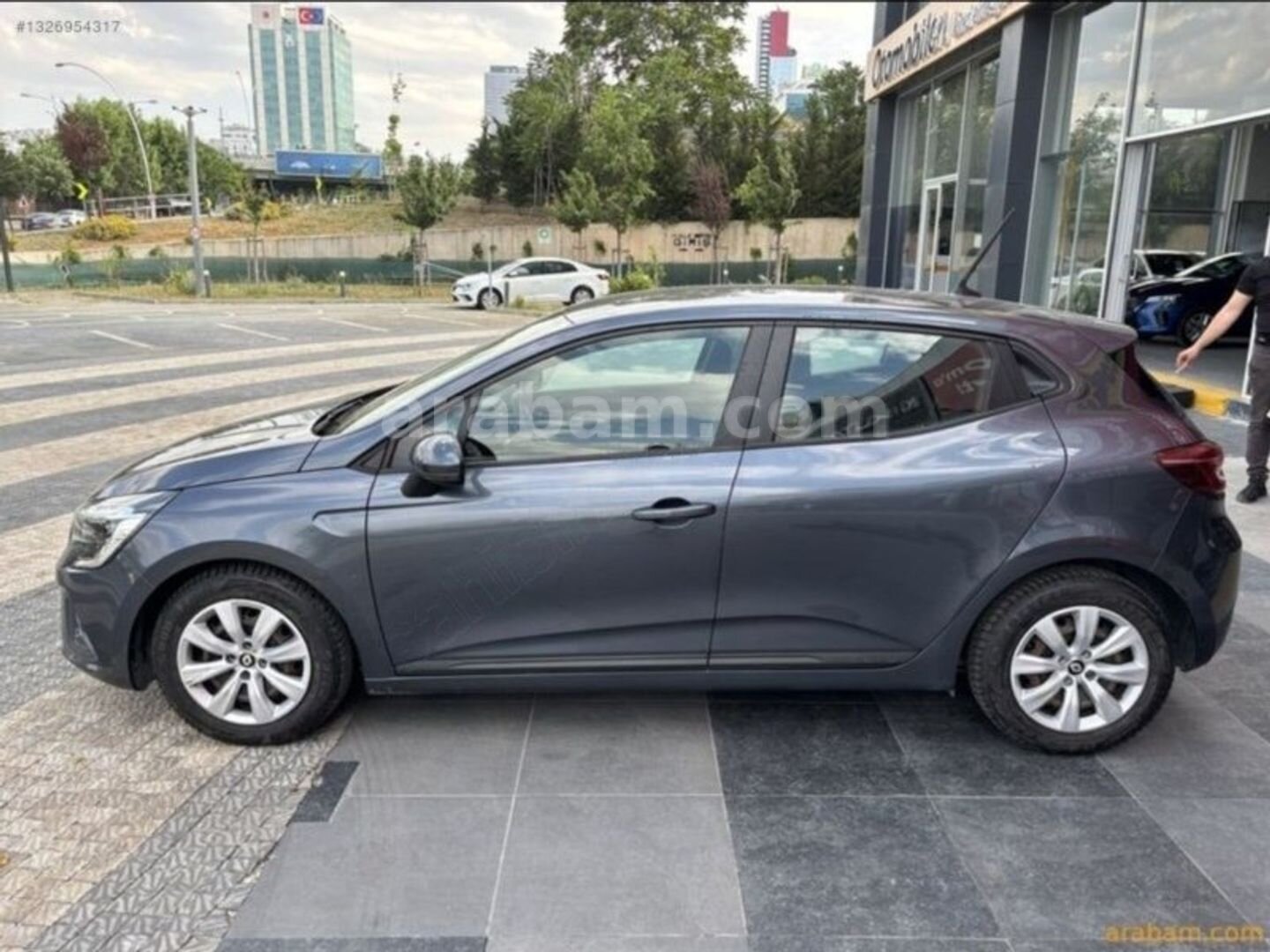 Galeriden Renault Clio 1.0 SCe Joy 2021 Model Samsun 96.000 km Füme 4