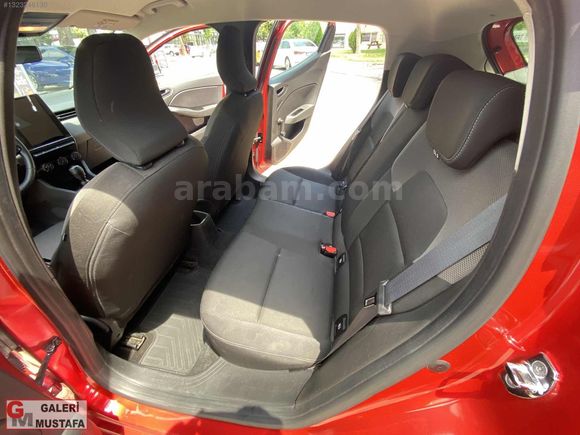 96.000 KMDE 2022 RENAULT CLİO 1.0 SCE JOY