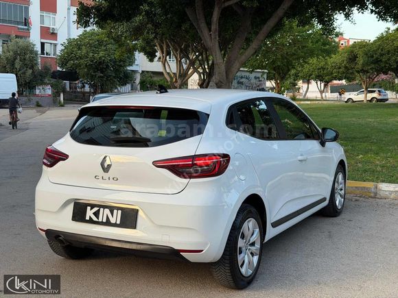 2023 Renault Clio 1.0 SCe - Joy - Hatasız-Karta 12 Taksit