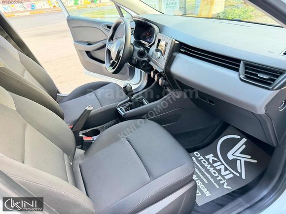 2023 Renault Clio 1.0 SCe - Joy - Hatasız-Karta 12 Taksit