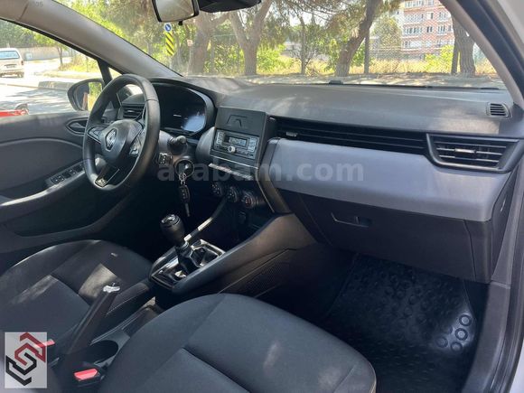 2024 ÇIKIŞLI-RENAULT CLİO EQUİLİBRE-70 BİN KM-GARANTİLİ