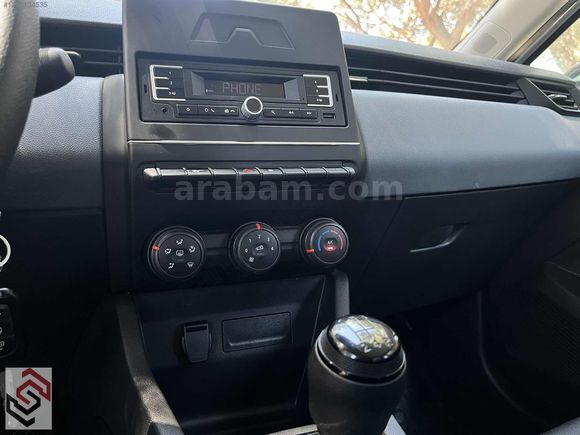 2024 ÇIKIŞLI-RENAULT CLİO EQUİLİBRE-70 BİN KM-GARANTİLİ