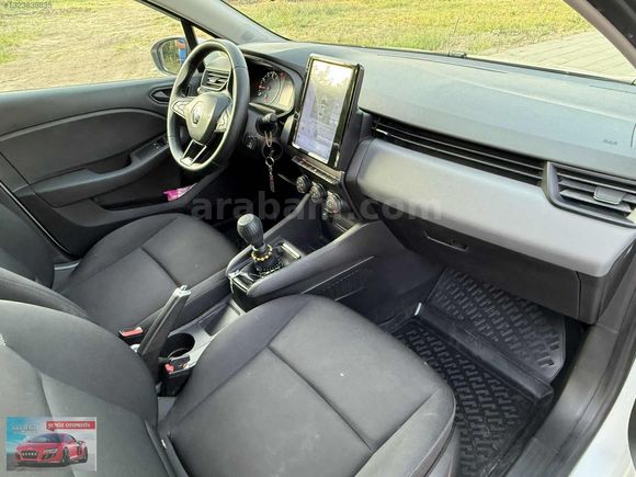 ŞENÖZ AUTO 'DAN 2022 MODEL CLİO KAYITSIZ