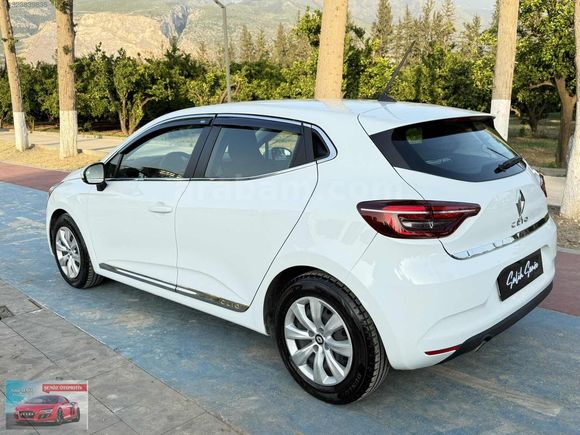 ŞENÖZ AUTO 'DAN 2022 MODEL CLİO KAYITSIZ