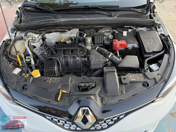 ŞENÖZ AUTO 'DAN 2022 MODEL CLİO KAYITSIZ