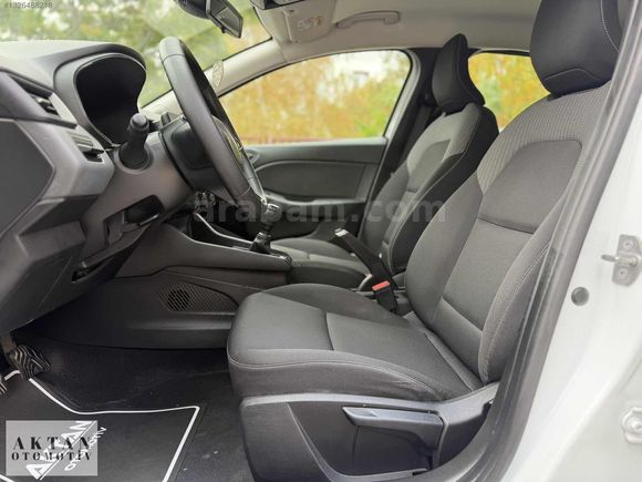 AKTAN///2023_MODEL_BOYASIZZ_61.000KM'DE_1.0SCE_EQUİLİBRE