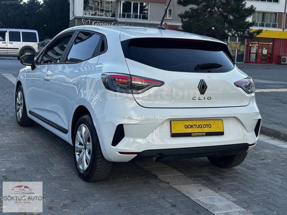 2023 MODEL RENAULT CLİO 1.0 SCE EQULİBRE 44.000 KM DE