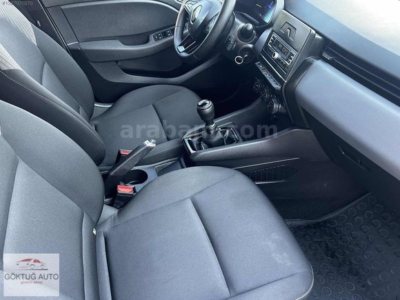 2023 MODEL RENAULT CLİO 1.0 SCE EQULİBRE 44.000 KM DE