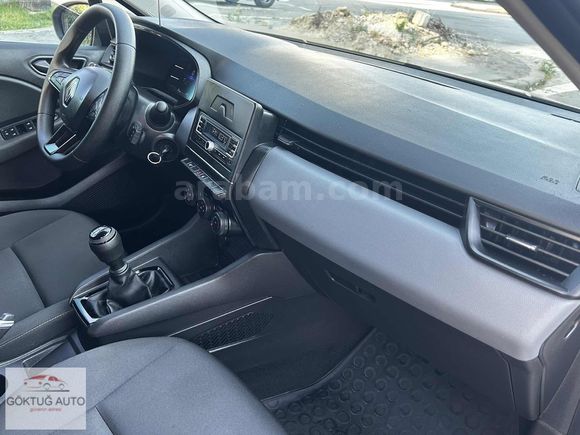 2023 MODEL RENAULT CLİO 1.0 SCE EQULİBRE 44.000 KM DE