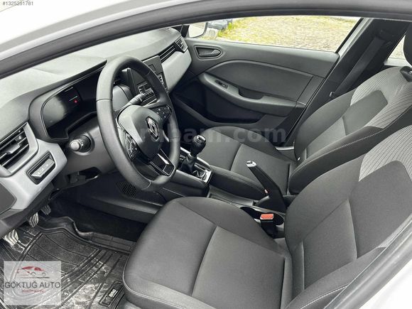 2023 MODEL RENAULT CLİO 1.0 SCE EQULİBRE 53.000 KM DE % 20 KDV