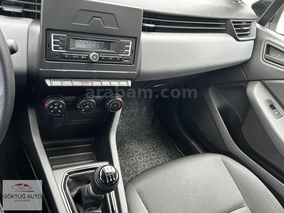 2023 MODEL RENAULT CLİO 1.0 SCE EQULİBRE 53.000 KM DE % 20 KDV