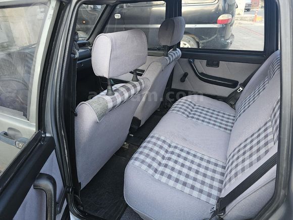 Sahibinden Fiat Uno 1.4 ie 2000 Model hidrolik direksiyonlu