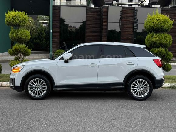 Galeriden Audi Q2 1.6 TDI Design 2017 Model Mersin