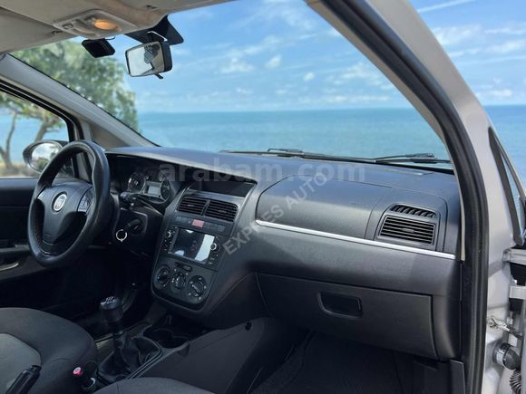 2011 MODEL 1.3 MULTİJET ÇELİK JANT NAVİGASYON G.GÖRÜŞ KAMERA