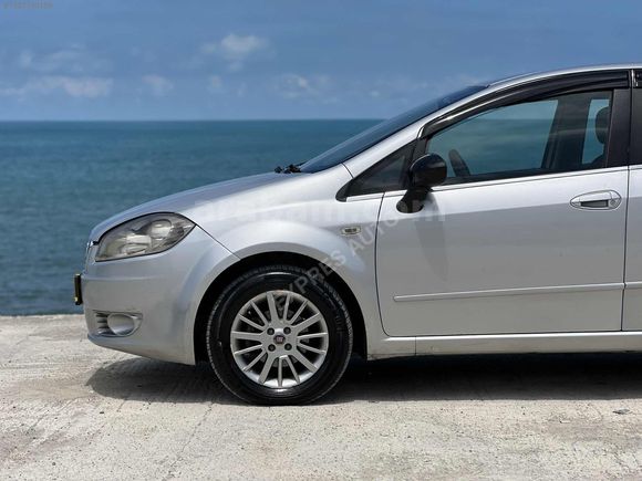 2011 MODEL 1.3 MULTİJET ÇELİK JANT NAVİGASYON G.GÖRÜŞ KAMERA