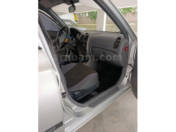 Sahibinden Hyundai Accent 1.3 LX 2000 Model 2 Yıl muayeneli