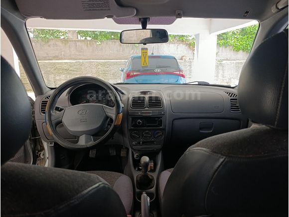 Sahibinden Hyundai Accent 1.3 LX 2000 Model 2 Yıl muayeneli