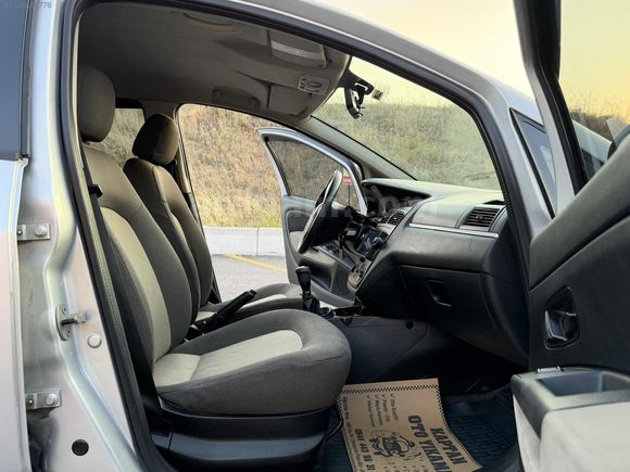 2014 MODEL FİAT LİNEA HATASIZ DEĞİŞENSİZ 1.3MULTİJET 228'BİN KM
