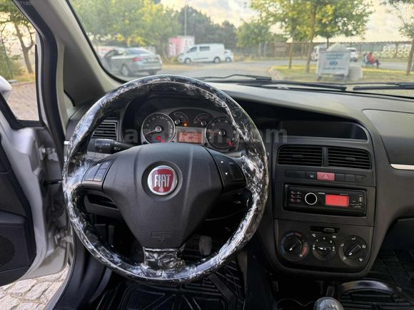 BAYTEMURLAR'DAN 2011 LİNEA ACTİVE PLUS 135.000 KM İLK SAHİBİNDEN