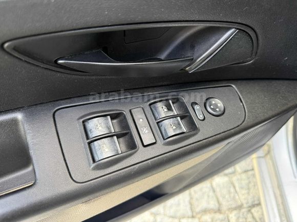 BAYTEMURLAR'DAN 2011 LİNEA ACTİVE PLUS 135.000 KM İLK SAHİBİNDEN