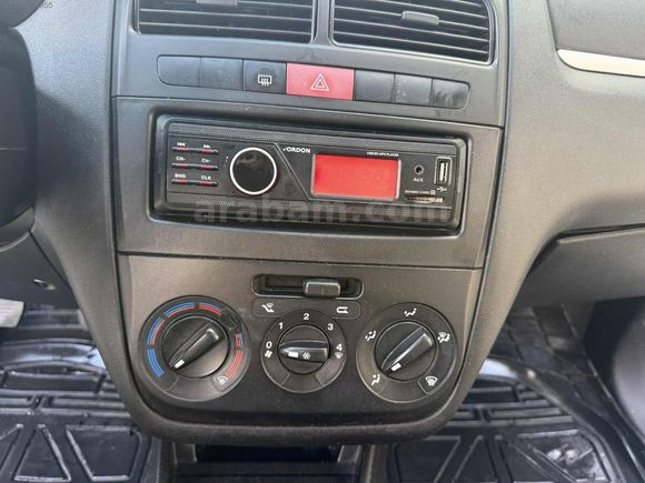 BAYTEMURLAR'DAN 2011 LİNEA ACTİVE PLUS 135.000 KM İLK SAHİBİNDEN
