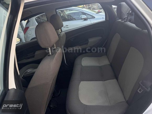 FIAT LINEA 1.3 MULTİJET 90HP DEĞİŞENSİZ/K.K TAKSİT