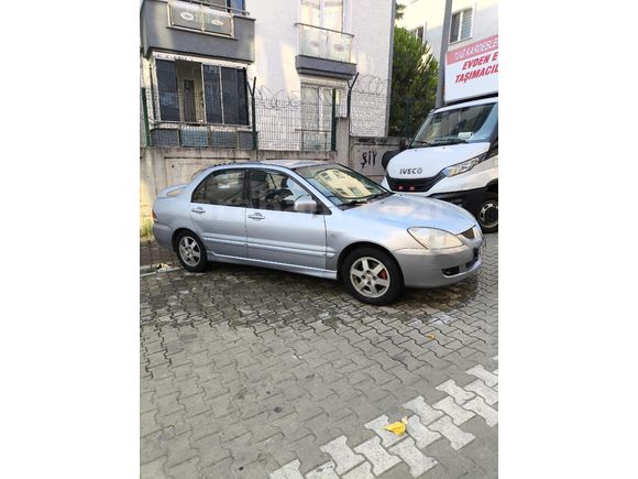 Sahibinden Mitsubishi Lancer 1.6 Comfort 2004 Model