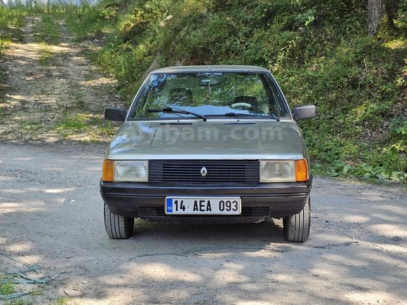 Sahibinden Renault R 9 1.4 Broadway 1990 Model 