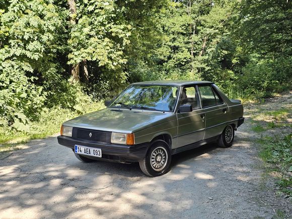 Sahibinden Renault R 9 1.4 Broadway 1990 Model 