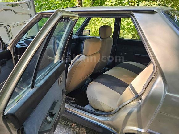Sahibinden Renault R 9 1.4 Broadway 1990 Model 