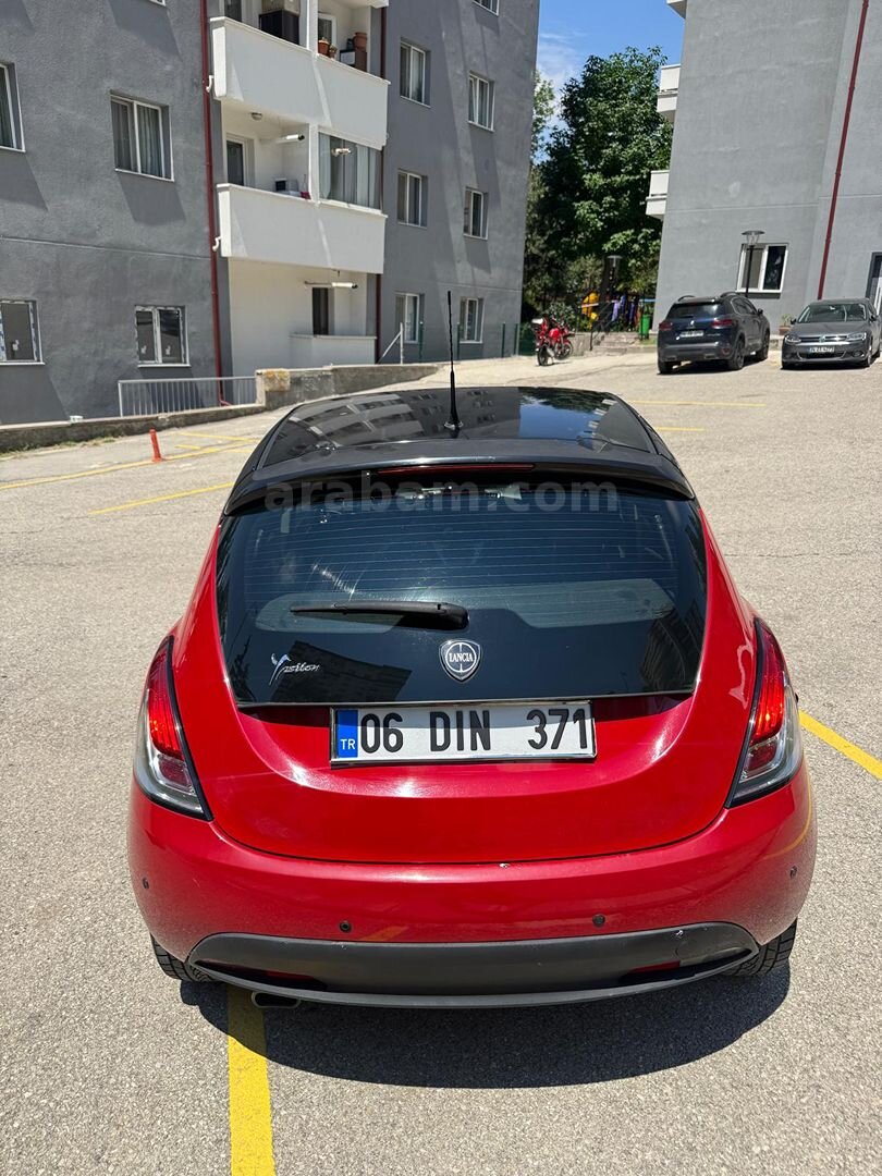 Sahibinden Lancia Ypsilon 1.3 Mjet 2013 Model Ankara 160.000 km Kırmızı 4