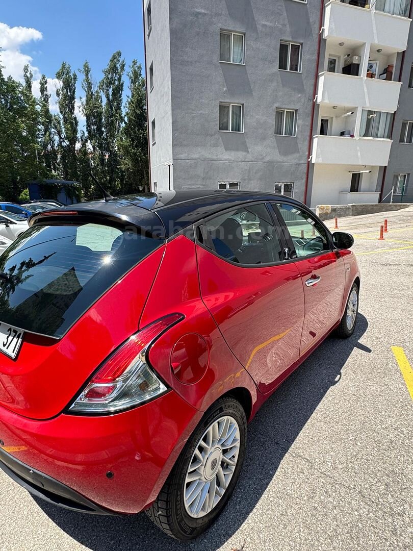 Sahibinden Lancia Ypsilon 1.3 Mjet 2013 Model Ankara 160.000 km Kırmızı 5
