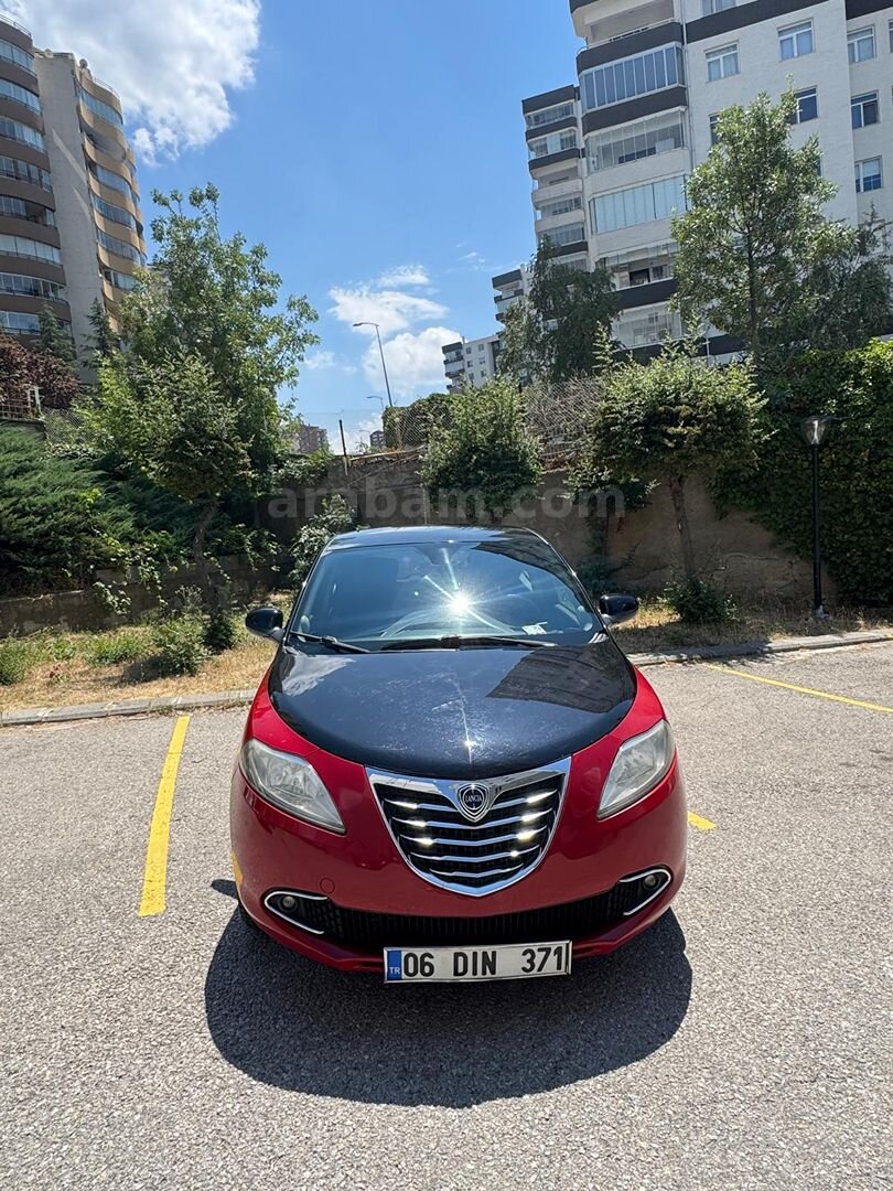Sahibinden Lancia Ypsilon 1.3 Mjet 2013 Model Ankara 160.000 km Kırmızı 2