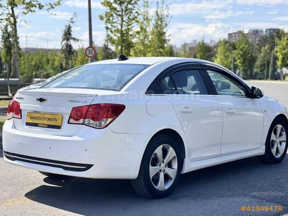 2011 CRUZE 1.6 LS PLUS 173.000 KM