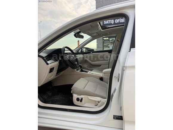 SEFACAN AUTO'DAN HATASIZ CAM TAVAN