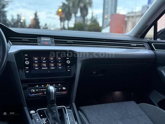 2023 PASSAT VARİANT CAM TAVAN OTOMATİK