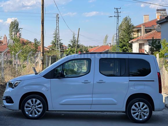ÖZKAN”DAN HATASIZ BOYASIZ TRAMERSİZ 1.5 CDTI Elegance 2023 Model Ankara