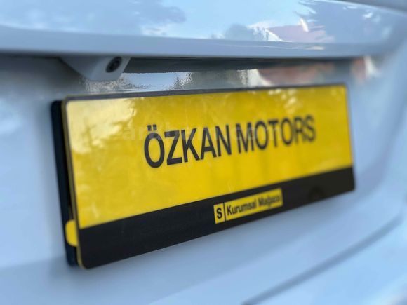 ÖZKAN”DAN HATASIZ BOYASIZ TRAMERSİZ 1.5 CDTI Elegance 2023 Model Ankara
