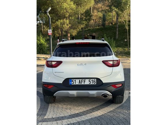73 BİNDE OTOMATİK SIFIR KOKUSU ÜSTÜNDE KİA STONİC