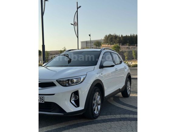 73 BİNDE OTOMATİK SIFIR KOKUSU ÜSTÜNDE KİA STONİC