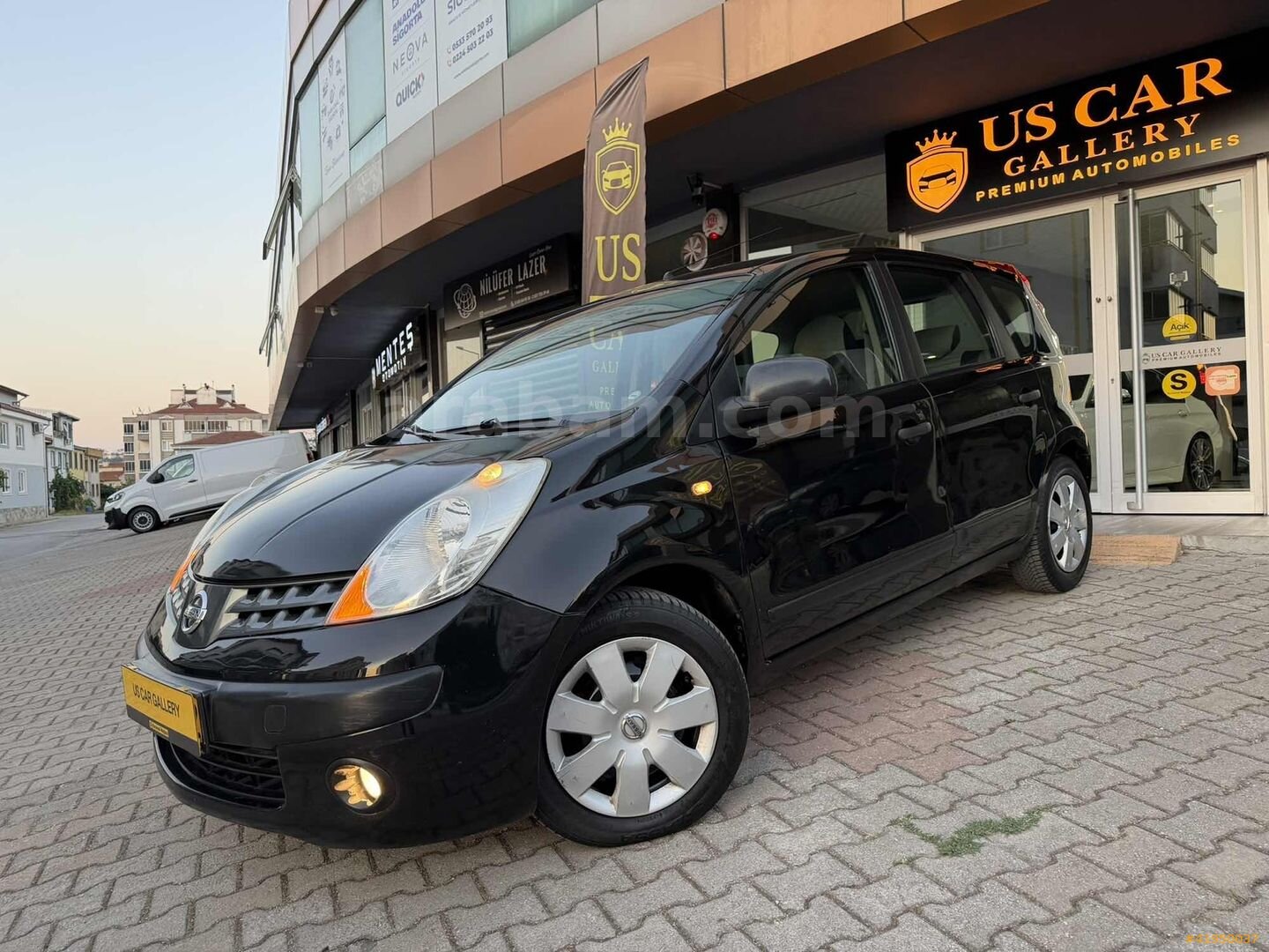 Galeriden Nissan Note 1.4 Visia 2008 Model Bursa 219.000 km Siyah 2