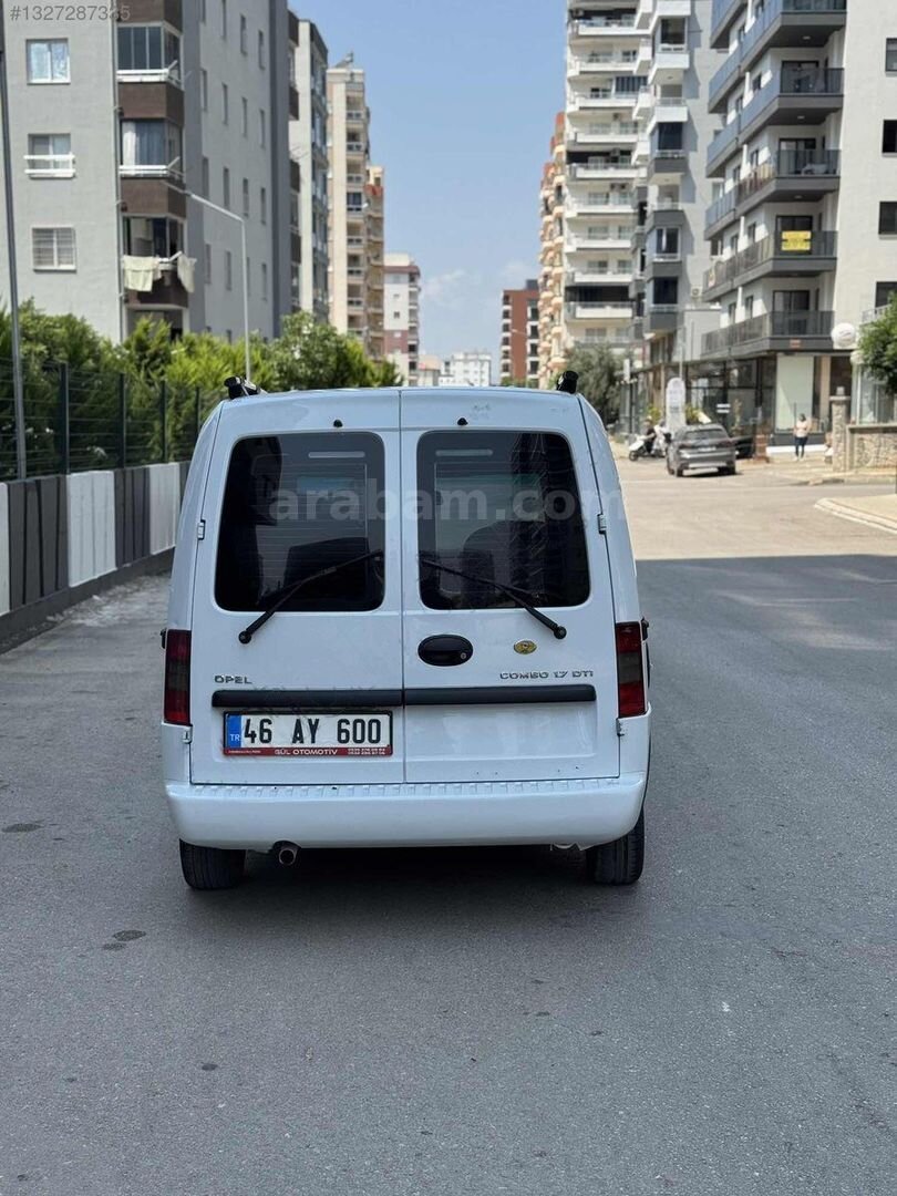 Galeriden Opel Combo 1.7 DTI Comfort 2003 Model Mersin 323.500 km Beyaz 6