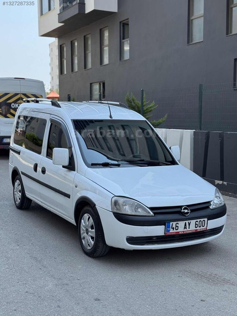 Galeriden Opel Combo 1.7 DTI Comfort 2003 Model Mersin 323.500 km Beyaz 2