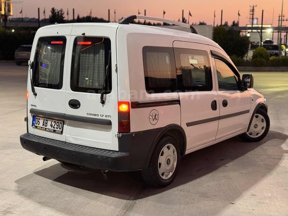 OPEL COMBO 1.7 CONFORT HATASIZ AYARINDA