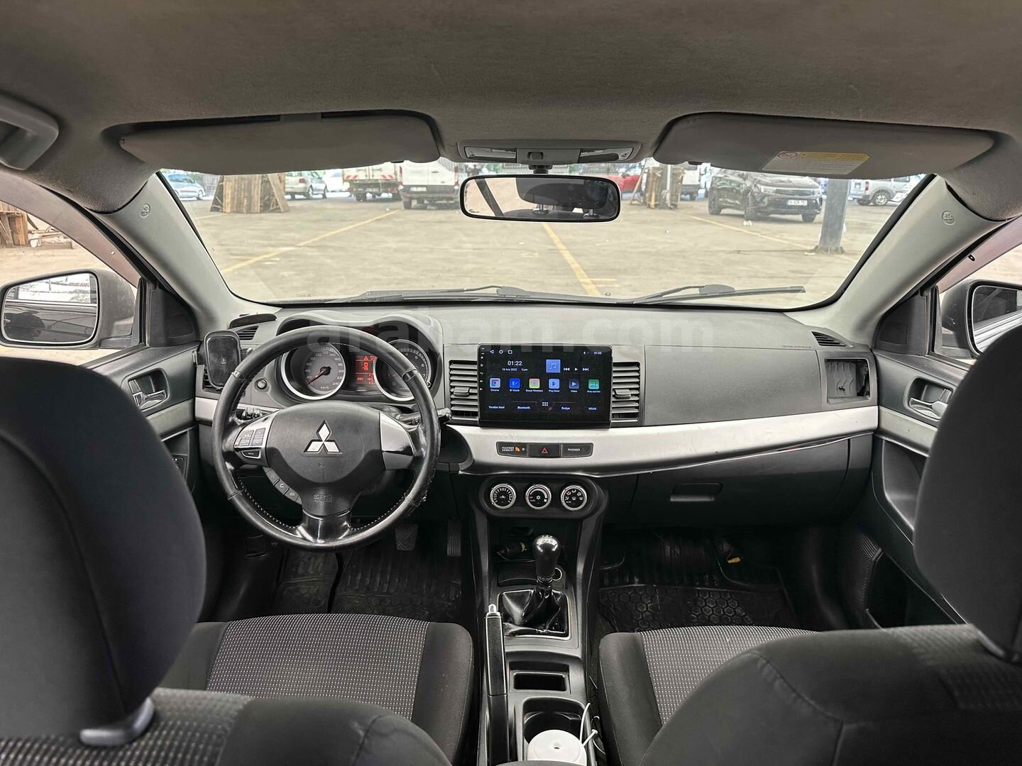 Sahibinden Mitsubishi Lancer 1.5 Invite 2009 Model İstanbul 235.000 km Siyah 7