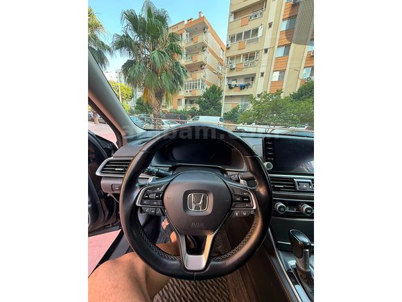 Sahibinden Honda Accord 1.5 VTEC Executive Plus 2021 Model 