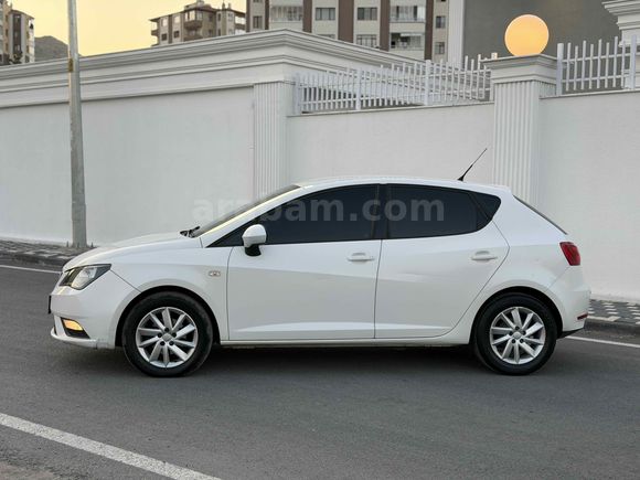Sahibinden Seat Ibiza 1.4 Style 2012 Model 